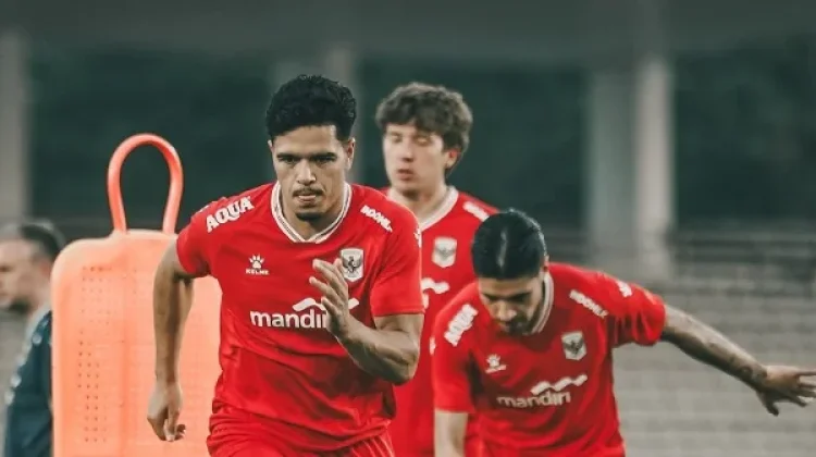 Persib Kejutkan Bursa Transfer, Datangkan Ragnar Oratmangoen