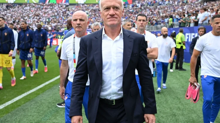 Pelatih Legendaris! Deschamps Catat Rekor Baru usai Prancis Lolos ke Delapan Besar