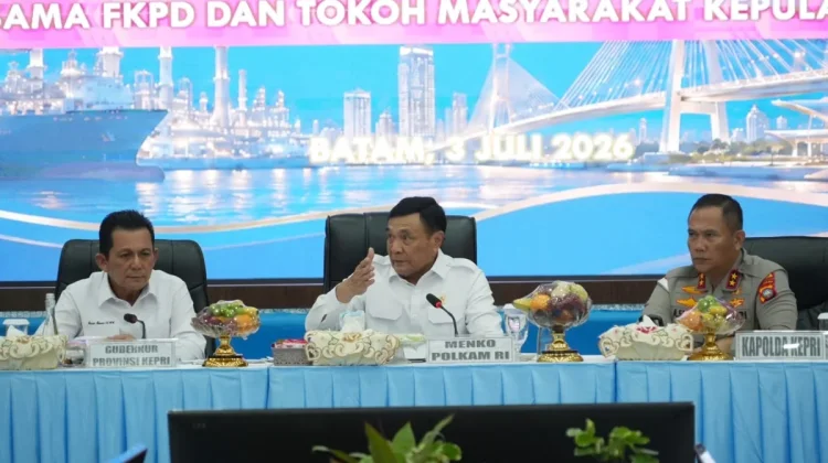 Menko Polkam Ajak Semua Pihak Perangi Disinformasi di Ruang Digital