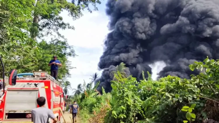 Sumur Minyak Tradisional di Aceh Timur Terbakar: Belum Ada Korban Jiwa