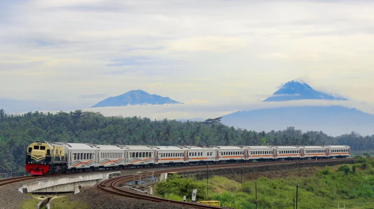 KAI Bukukan Laba Rp2,28 Triliun dan Arus Kas Rp7,15 Triliun