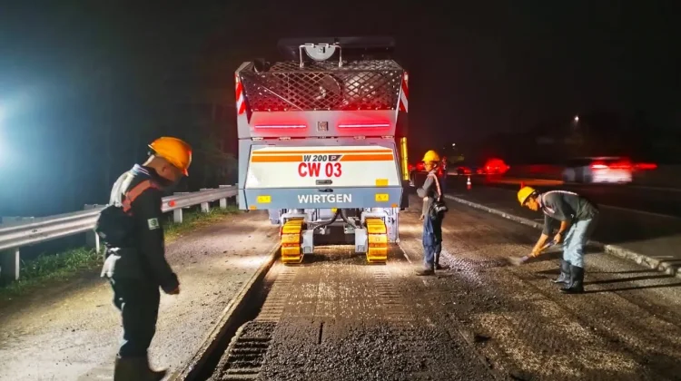 Jasamarga Lakukan Pemeliharaan Jalan di Tol Jagorawi
