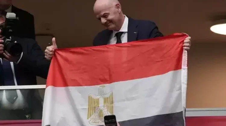 Aksi Presiden FIFA Curi Perhatian di tengah Kontroversi Laga Argentina vs Mesir