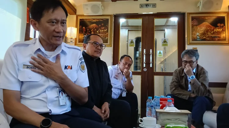Tarif KRL Dipastikan Tidak Naik, Dirut KAI, Bobby : Itulah, Tanda Negara Hadir