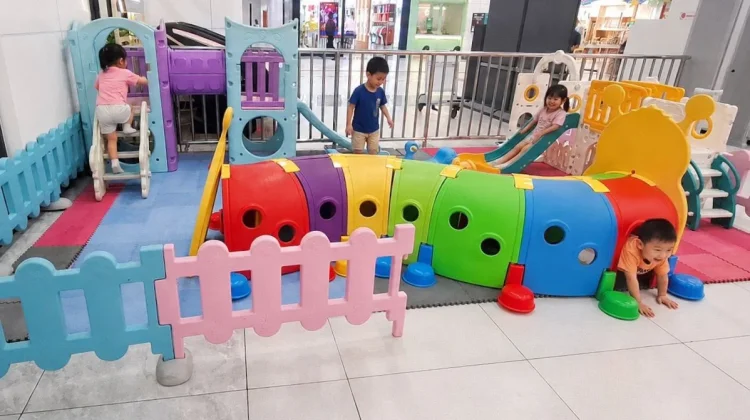 KCIC Gratiskan Tiket Whoosh Anak Usia di Bawah 3 Tahun saat Libur Sekolah