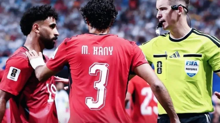 Collina Bantah Tuduhan Keberpihakan Wasit saat Laga Argentina vs Mesir