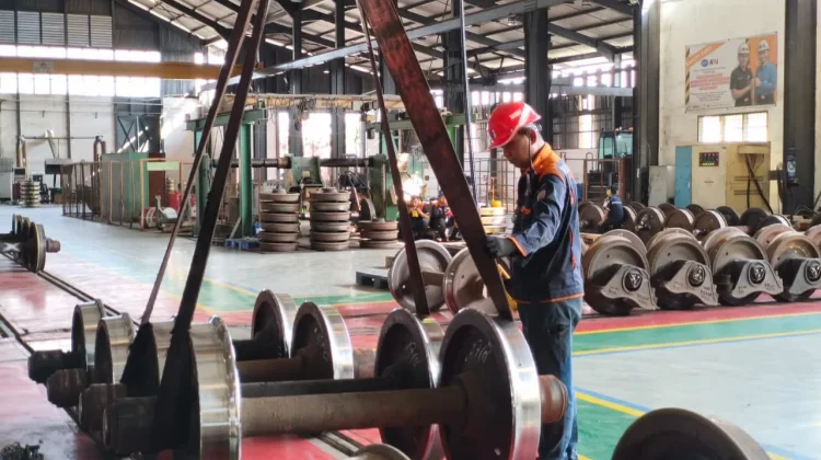 KAI Layani 1.391.120 Penumpang dan Rawat 129 Sarana Kereta