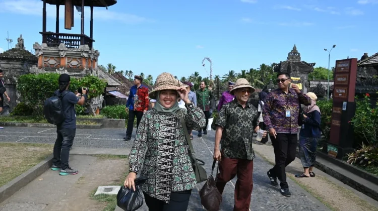Chusnunia: Tumbuhkan Desa Wisata Mandiri untuk Pariwisata Berkelanjutan