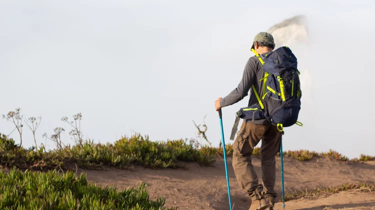 Ingin Naik Gunung? Simak Tips Aman bagi Pendaki Pemula
