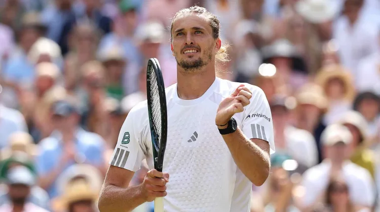 Zverev Geser Alcaraz, Rebut Peringkat Dua Dunia usai Lolos Final Wimbledon