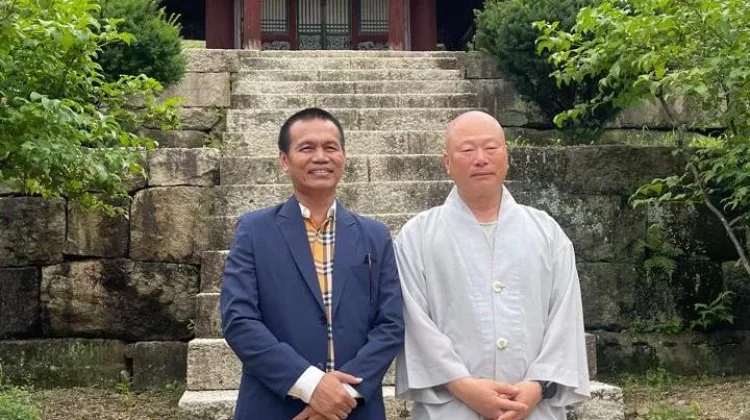 Belajar Kepemimpinan dan Harmoni dari Bongamsa Temple