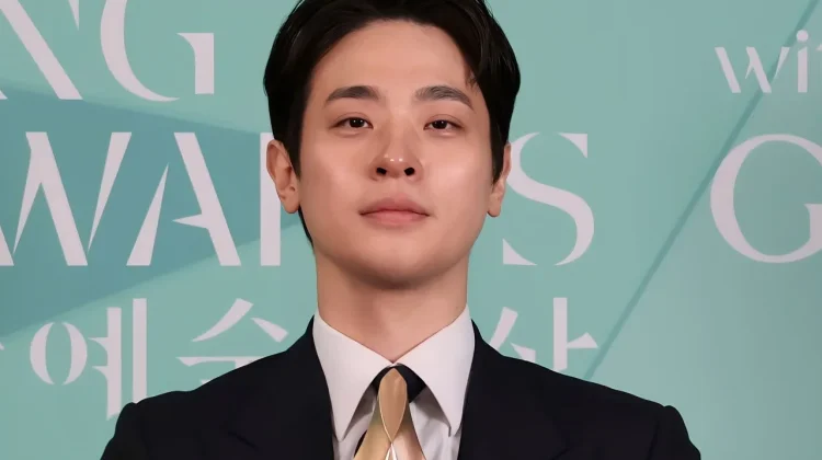 Park Jeong Min Tinjau Tawaran Bintangi Film Biografi Musisi Shin Hae Chul