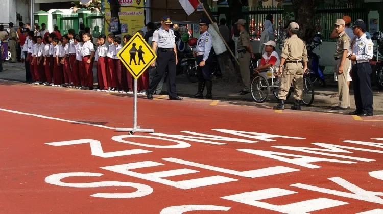 Tahun Ajaran Baru Dimulai, Kenali Fungsi Zona Selamat Sekolah