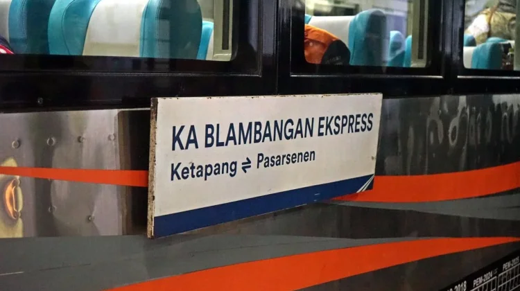 KAI Catat Lima Kereta Api Jarak Jauh dengan Relasi Terpanjang
