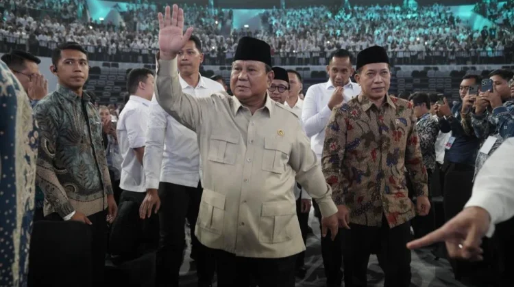 Presiden Prabowo: KDKMP Salurkan Kredit Super Mikro Berbunga 8 Persen
