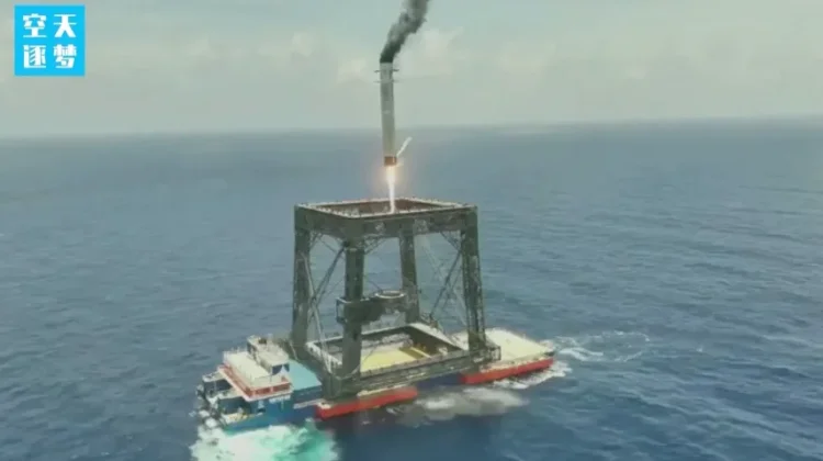 Tiongkok Berhasil Pulihkan Roket Orbital untuk Pertama Kalinya