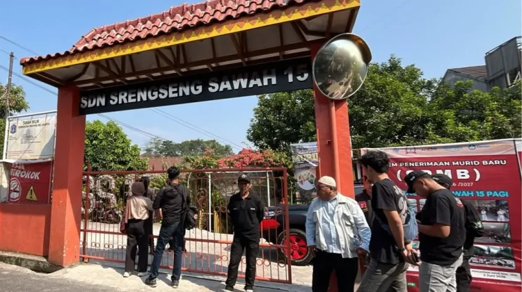 Polisi Tangkap Penyebar Pesan Teror BOM di SD Srengseng Sawah