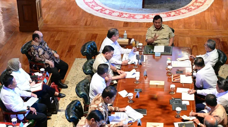 Presiden Prabowo Perintahkan Harga Khusus BBM untuk Nelayan Kapal 30–200 GT