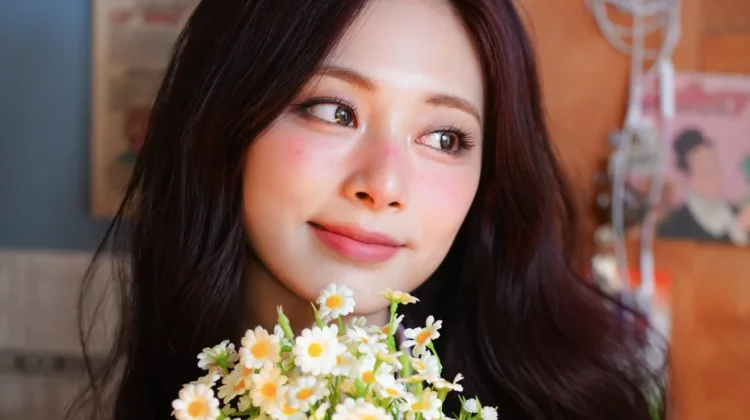 Tzuyu TWICE Masih Bahas Perpanjangan Kontrak Bersama JYP Entertainment