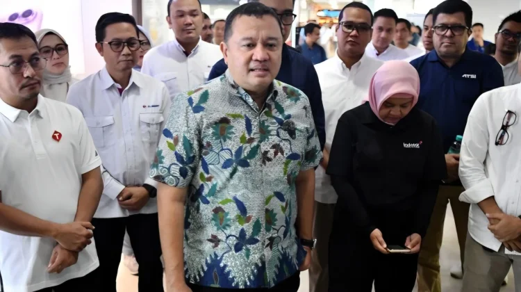 Cegah Kebocoran Data, Kemkomdigi Tinjau Penerapan Registrasi Kartu SIM Biometrik