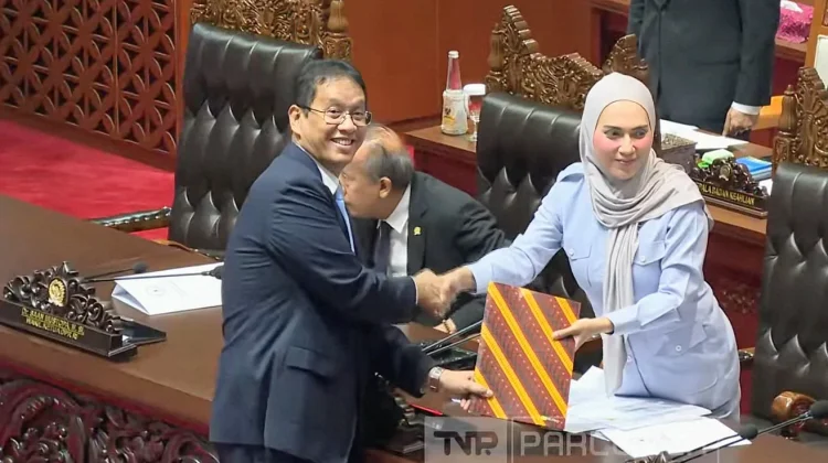 Menkeu Pastikan Rasio Utang Indonesia Masih Aman dan Terkendali