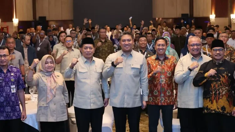 Wamentan Dorong Koperasi Perkuat Kesejahteraan Petani Tebu