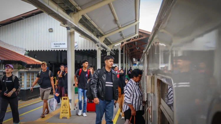 Pelanggan KA Lokal PT KAI Tumbuh 13,59 Persen Semester I 2026