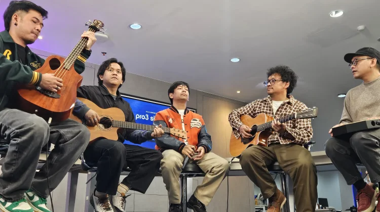 D'MASIV Kenalkan "On Our Own" lewat Penampilan di RRI