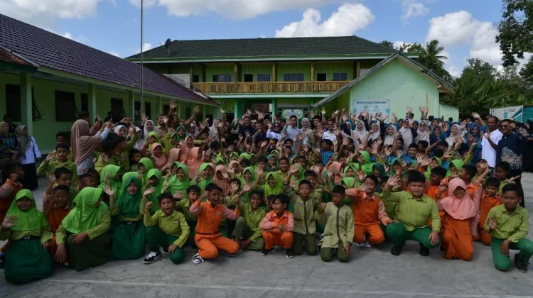 Wapres Tegaskan Pembangunan SDM Harus Menjangkau Seluruh Sekolah