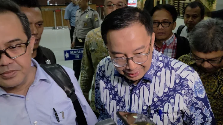 Diperiksa KPK Terkait Audit di Muara Enim, Bobby Rizaldi Irit Bicara