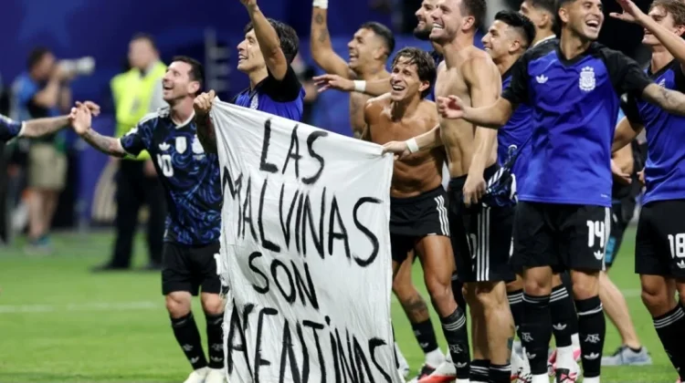 FIFA Kaji Insiden Spanduk Malvinas usai Laga Argentina vs Inggris