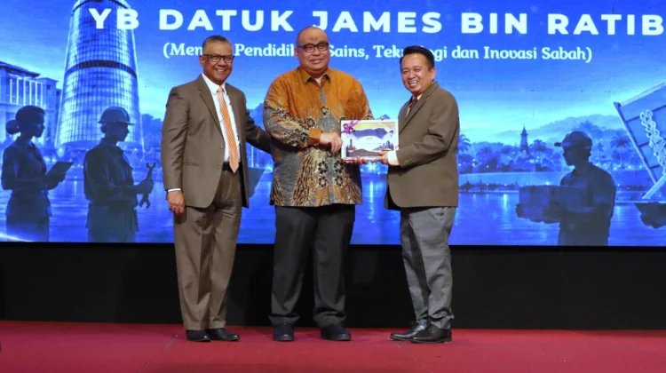KJRI Kota Kinabalu Raih Penghargaan Pelindungan PMI Pemerintah Negeri Sabah