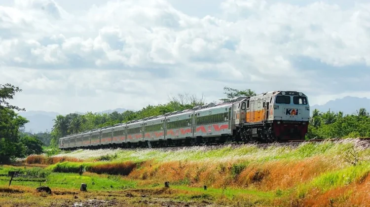 Jumlah Penumpang KA Parahyangan Capai 570.192 Orang