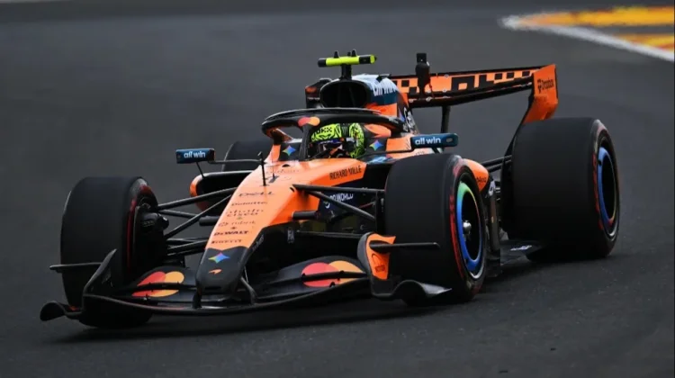 Kena Penalti, Lando Norris Dihukum Turun 10 Posisi di GP Belgia