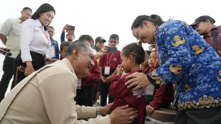Menteri PU Pastikan Penyempurnaan SR Terintegrasi 1 Kupang Berlanjut