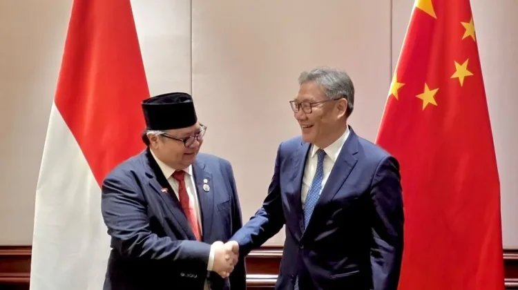 Menko Airlangga Bahas Kelanjutan Two Countries Twin Parks dengan Tiongkok