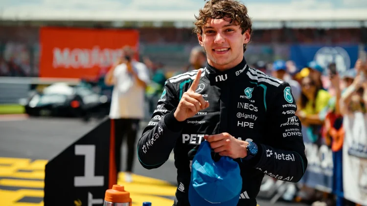 Antonelli Ukir Rekor Pole Position di Empat Sirkuit Ikonik F1