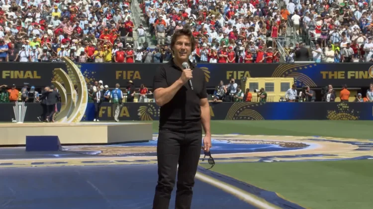Tampil di Closing Ceremony Piala Dunia 2026, Tom Cruise Sampaikan Pesan Khusus
