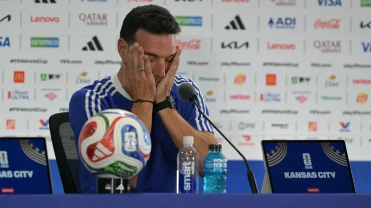 Scaloni Pertimbangkan Masa Depannya Bersama Timnas Argentina