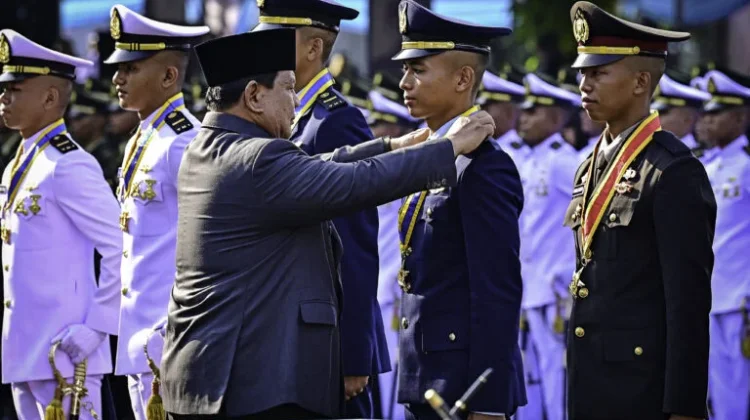 Presiden Prabowo Dijadwalkan Lantik Ribuan Perwira Remaja TNI-Polri Hari Ini