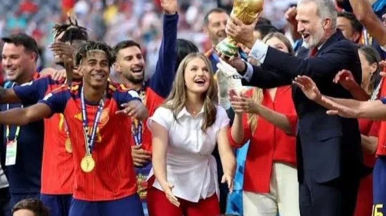 Momen Putri Leonor Sindir Janji Botak Ferran Torres Viral