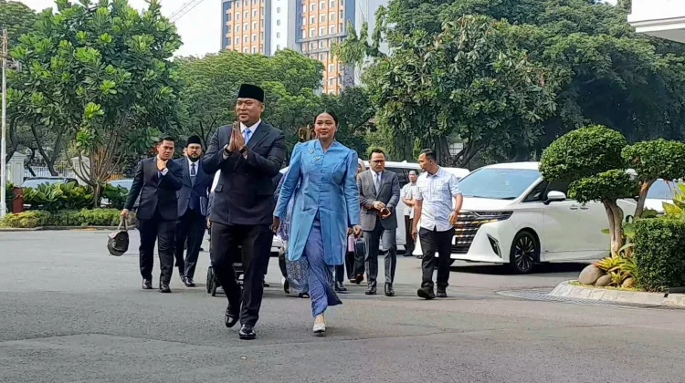 Siap Dilantik sebagai Kepala BGN, Sudaryono Terpantau Tiba di Istana