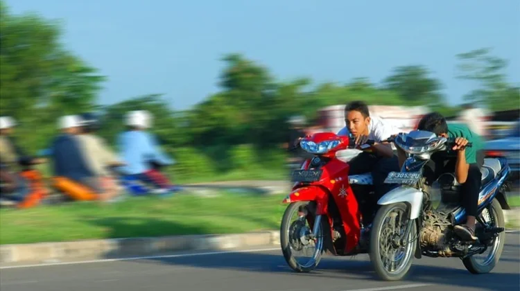 Tidak Hanya Berisiko Maut, Ini Sanksi Hukum dan Denda bagi Pelaku Balap Liar
