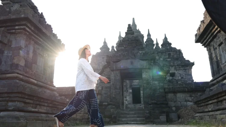 Wisata Candi Plaosan Jadi Penggerak Ekonomi Desa Bugisan Didampingi Astra
