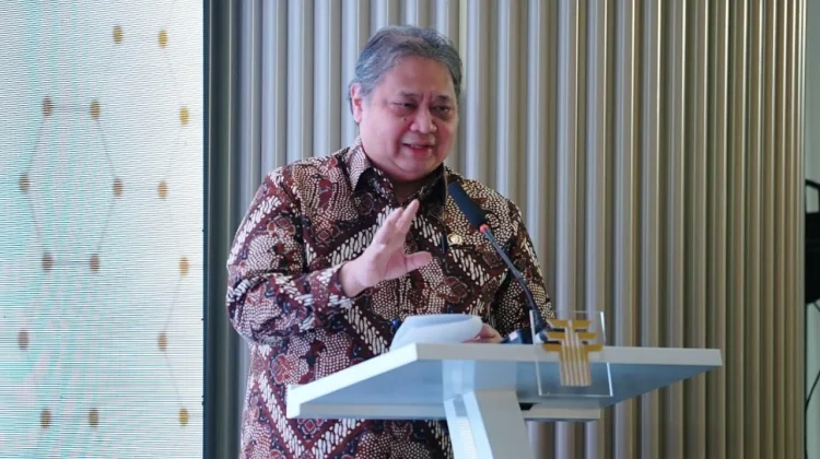 Kurangi Impor, Menko Airlangga Dukung Kemitraan Global Industri Farmasi