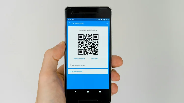 Mengapa QR Code Selalu Berbentuk Kotak?