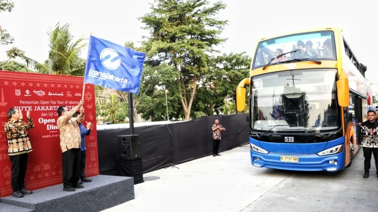 Keliling Jakarta Bersama Transjakarta 'Open Top Tour of Batavia', Yuk Cek Rutenya!