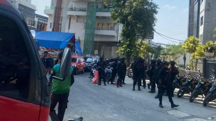 Situasi Kondusif, Polisi Tarik Sebagian Personel dari Menteng