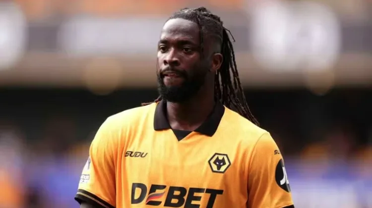 Ajax Pinjam Striker Wolves Tolu Arokodare Satu Musim