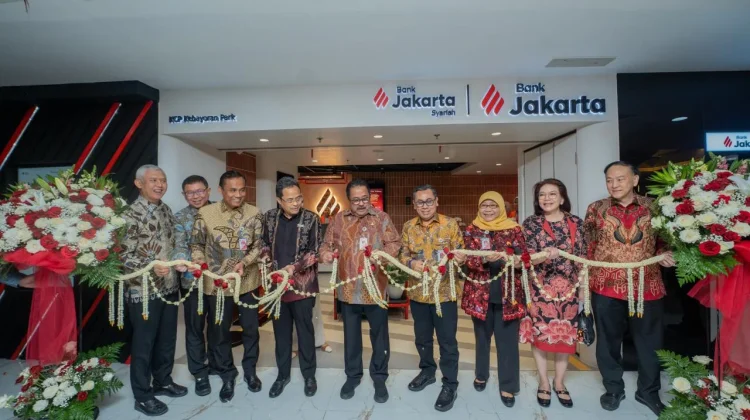 Bank Jakarta Resmikan New Look Branch KCP Kebayoran Park